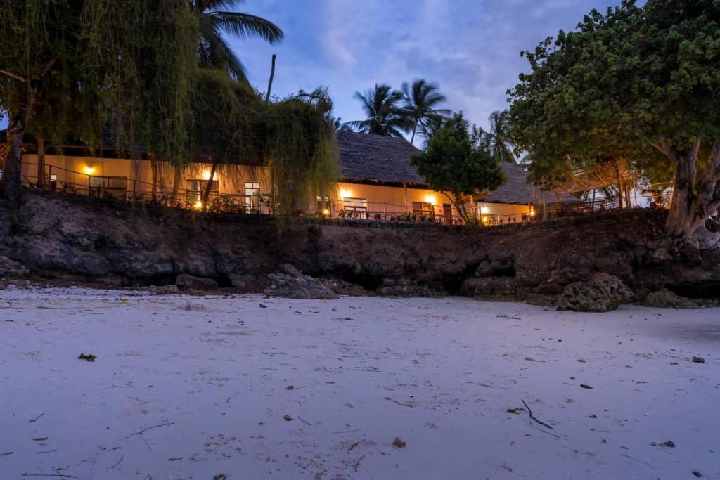 Bella Vista Resort Zanzibar كيزيماكزي المظهر الخارجي الصورة
