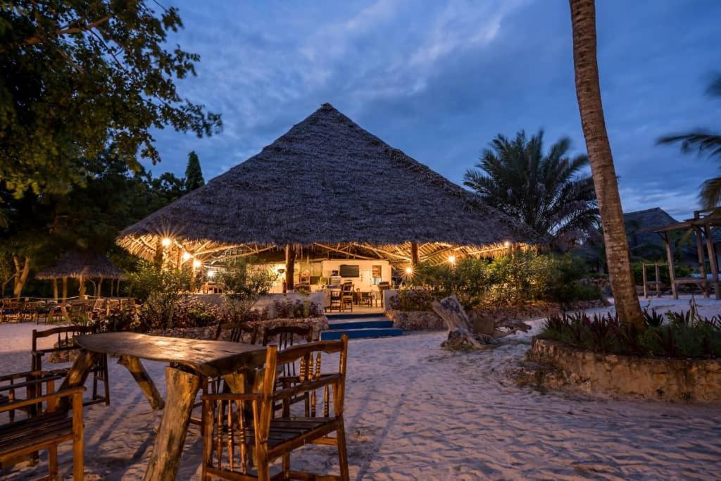 Bella Vista Resort Zanzibar كيزيماكزي المظهر الخارجي الصورة
