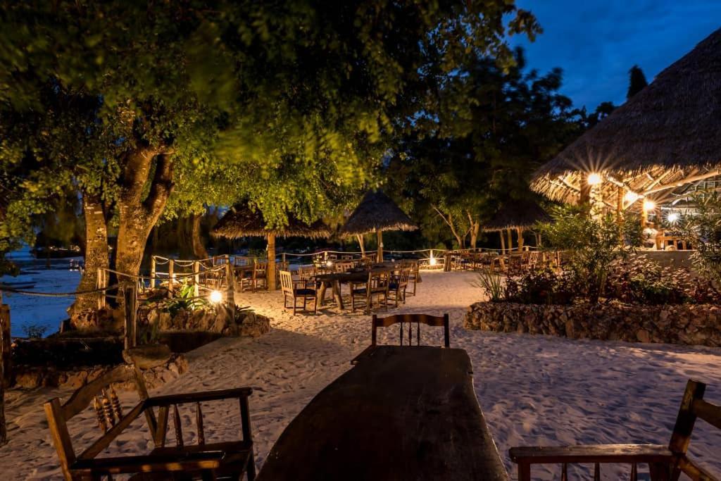 Bella Vista Resort Zanzibar كيزيماكزي المظهر الخارجي الصورة