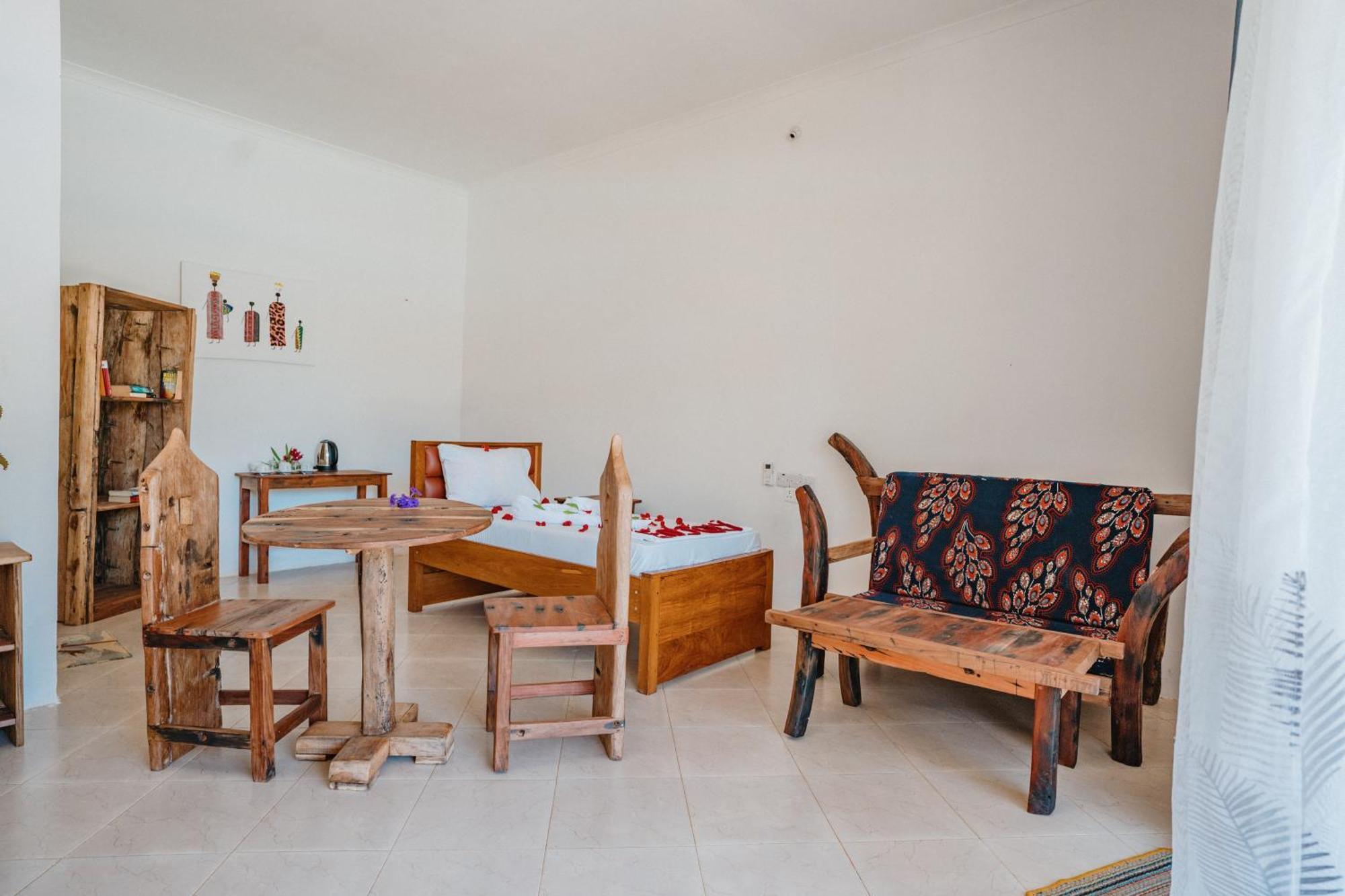 Bella Vista Resort Zanzibar كيزيماكزي المظهر الخارجي الصورة
