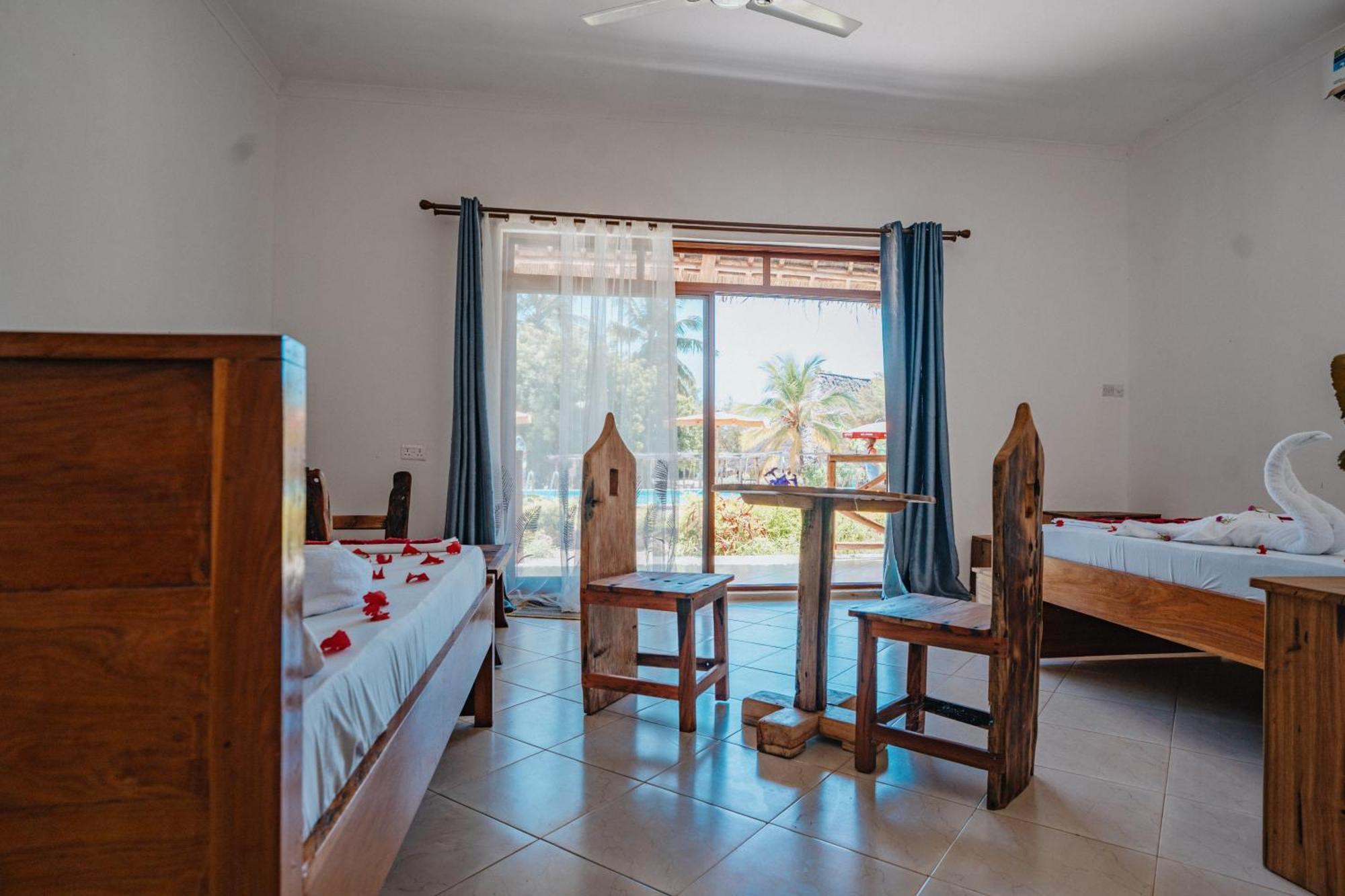 Bella Vista Resort Zanzibar كيزيماكزي المظهر الخارجي الصورة