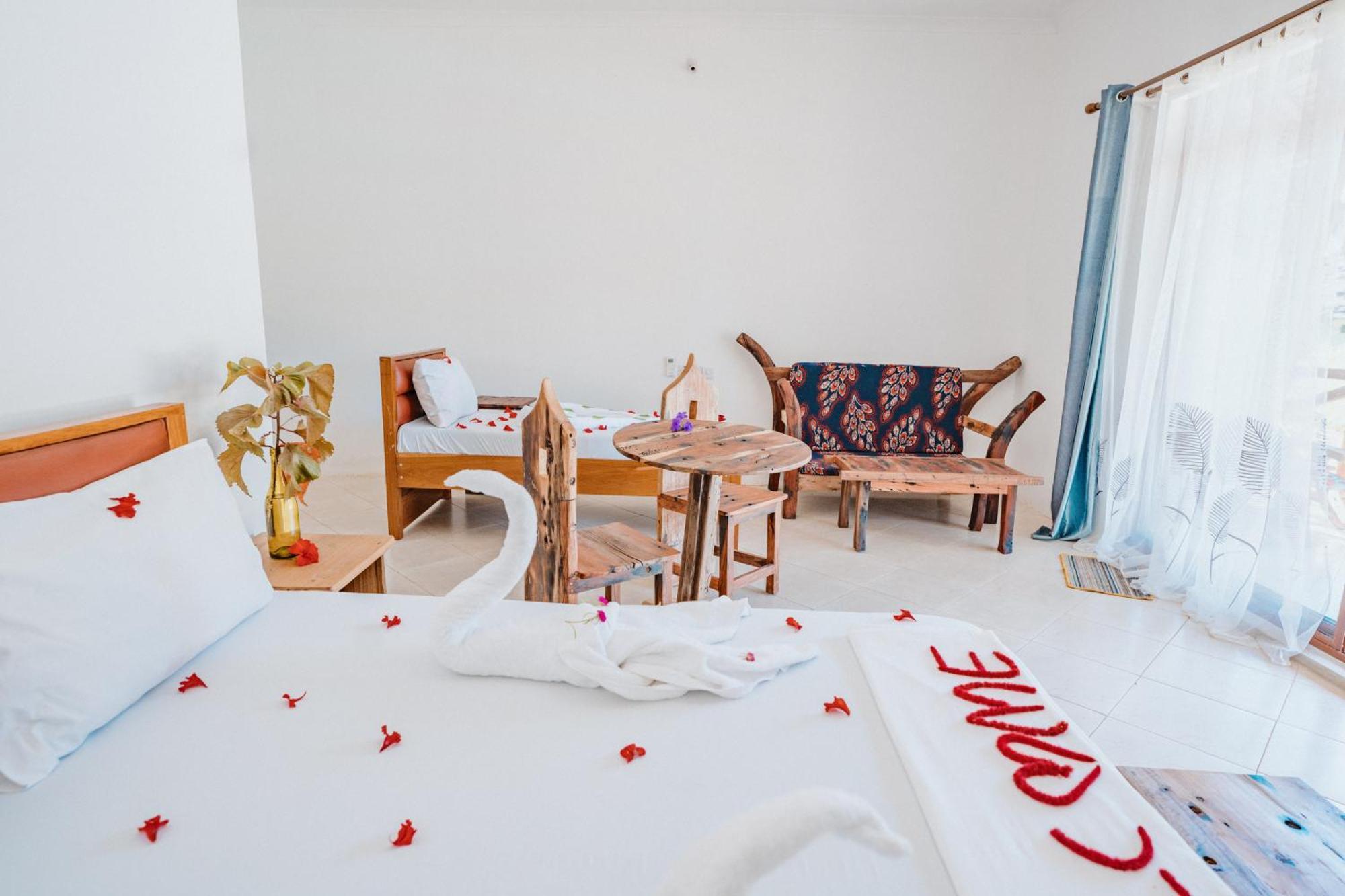 Bella Vista Resort Zanzibar كيزيماكزي المظهر الخارجي الصورة