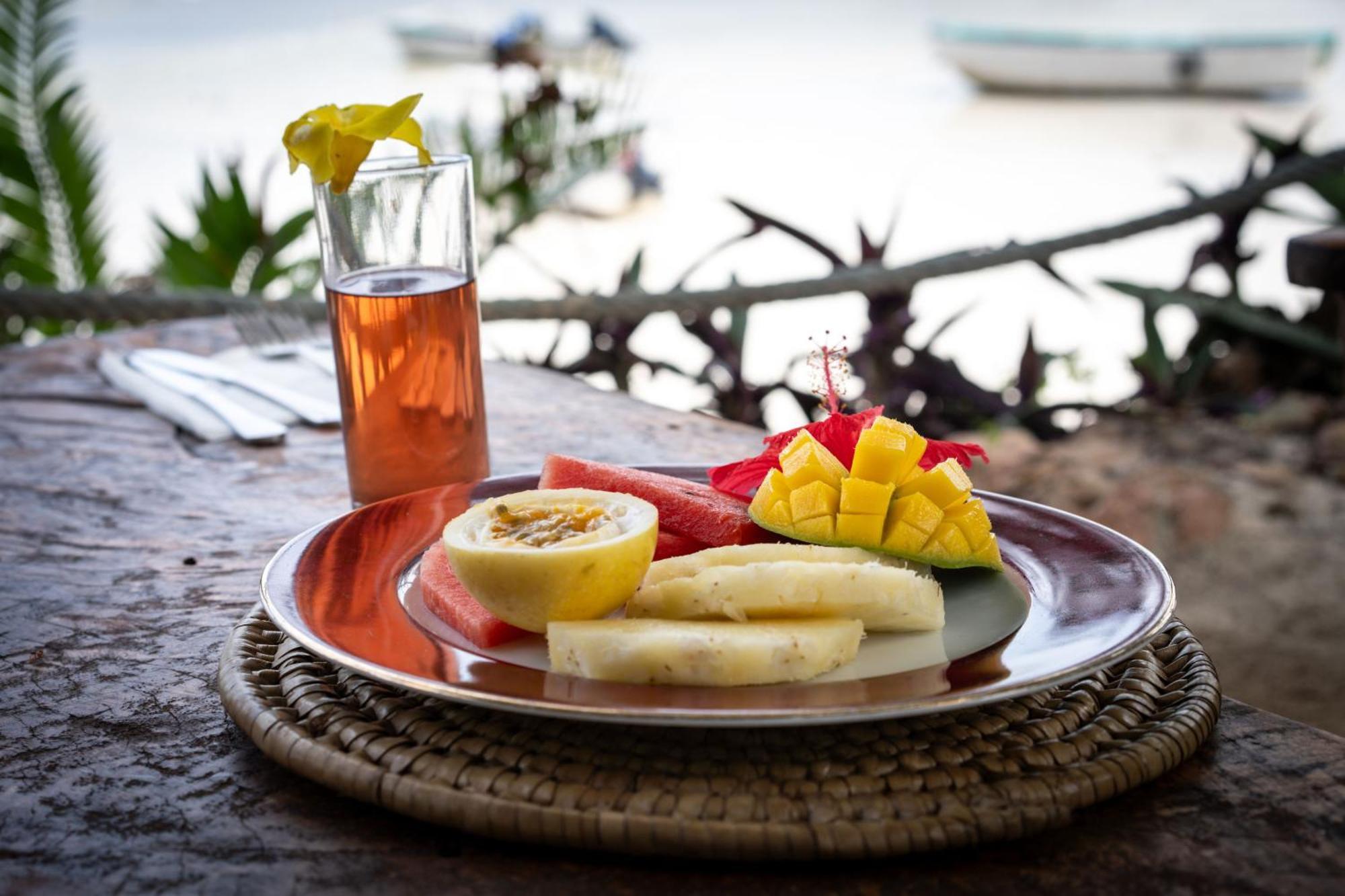 Bella Vista Resort Zanzibar كيزيماكزي المظهر الخارجي الصورة